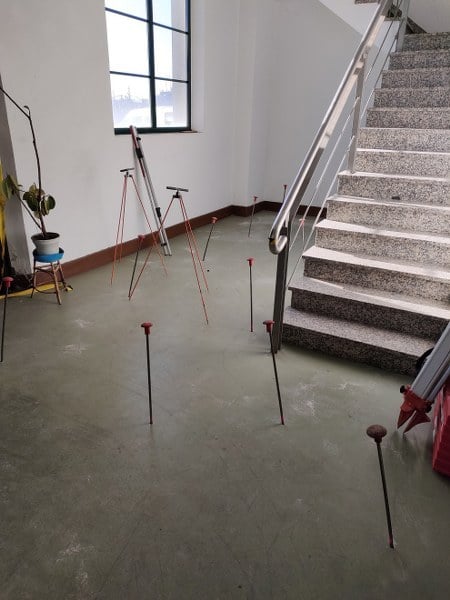 Inyecciones de resina en el interior del edificio