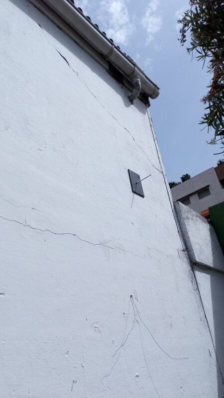 Grietas en la fachada