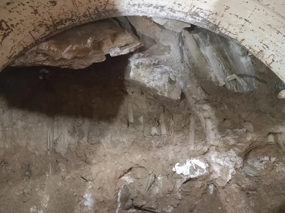 Interior de la excavación