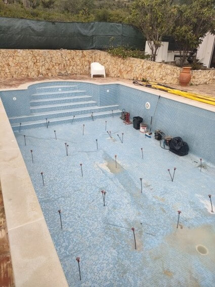 Puntos de inyección en la piscina