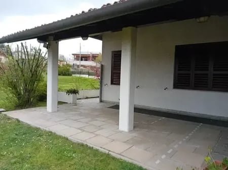 Porche de la vivienda