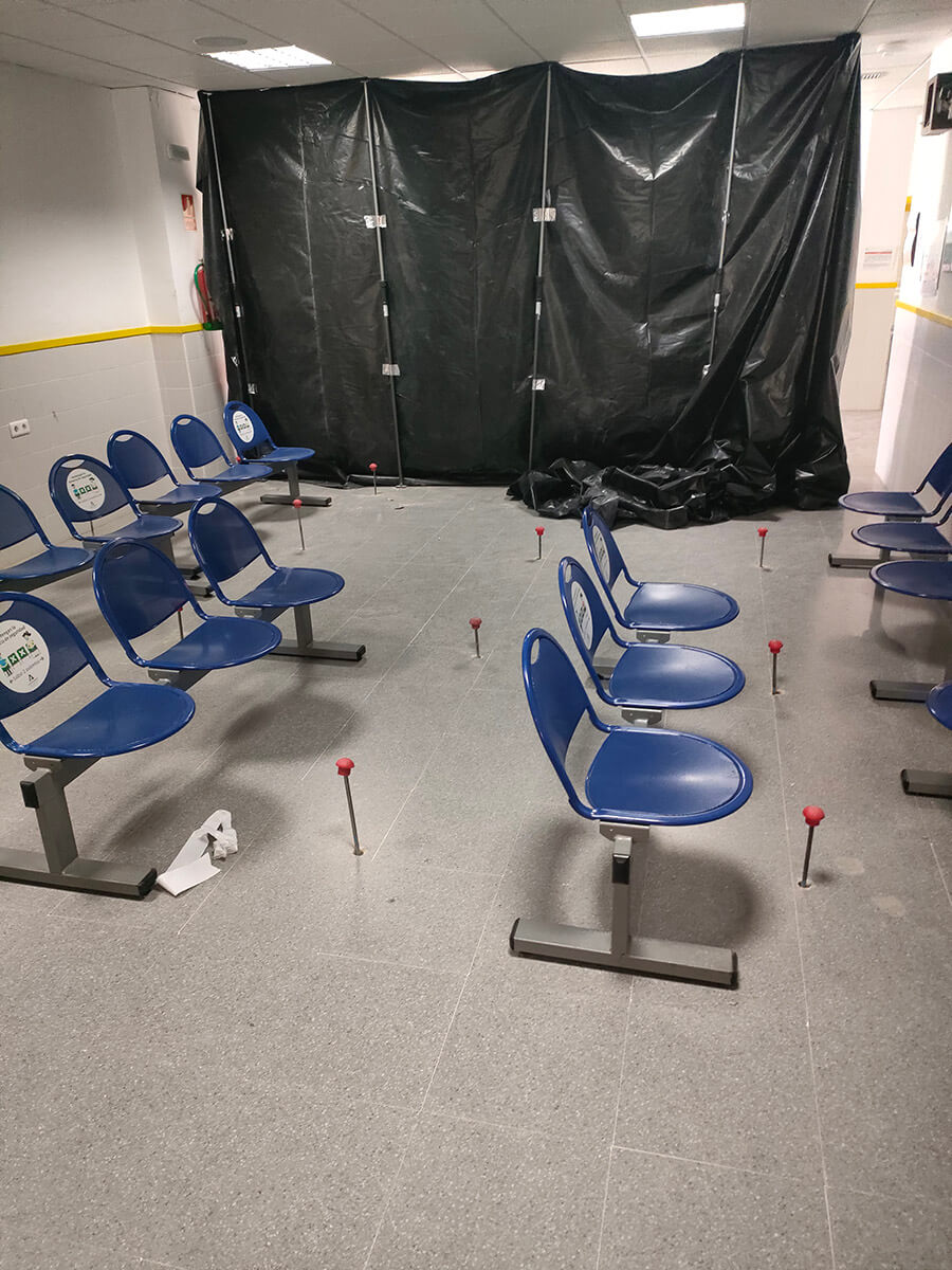 Inyecciones de resina en la sala de espera