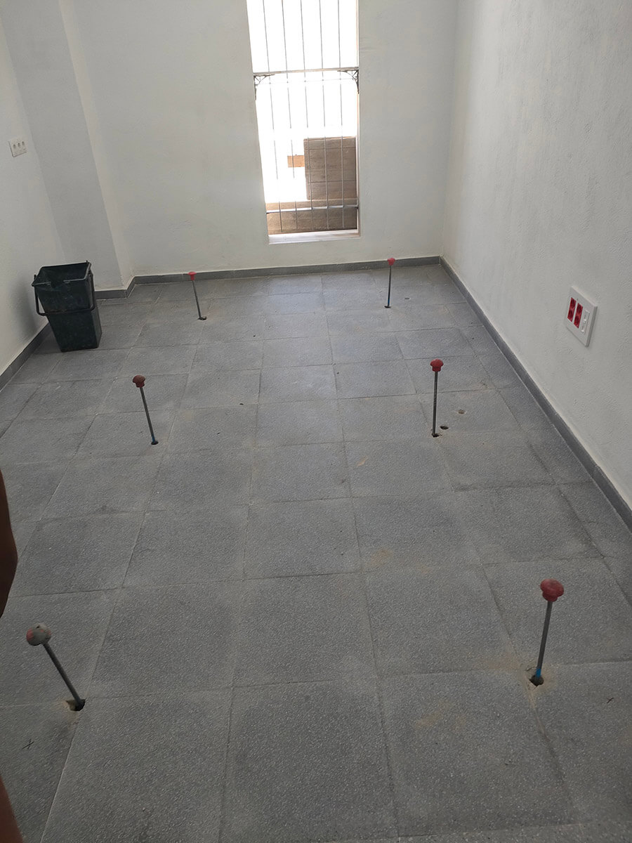 Malla de inyecciones en el interior del centro de salud