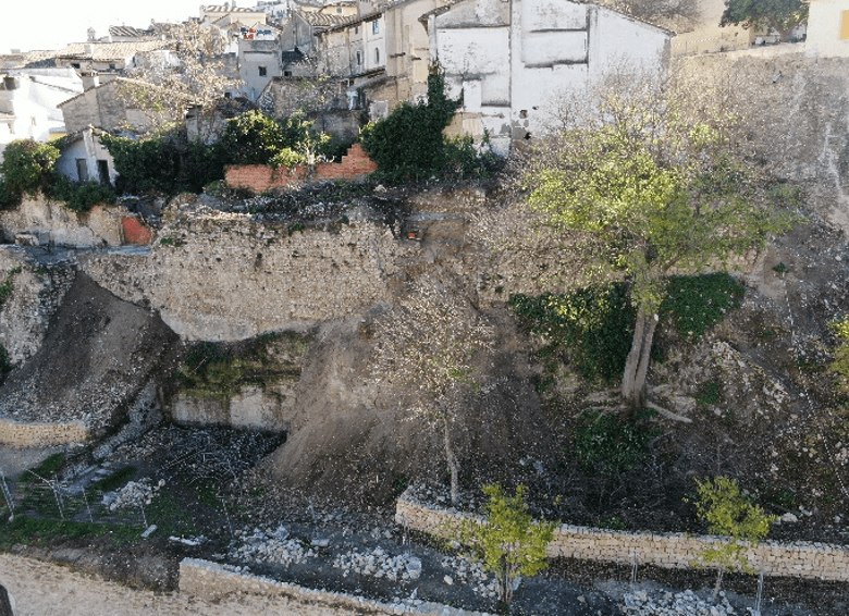 Parte del muro deteriorado