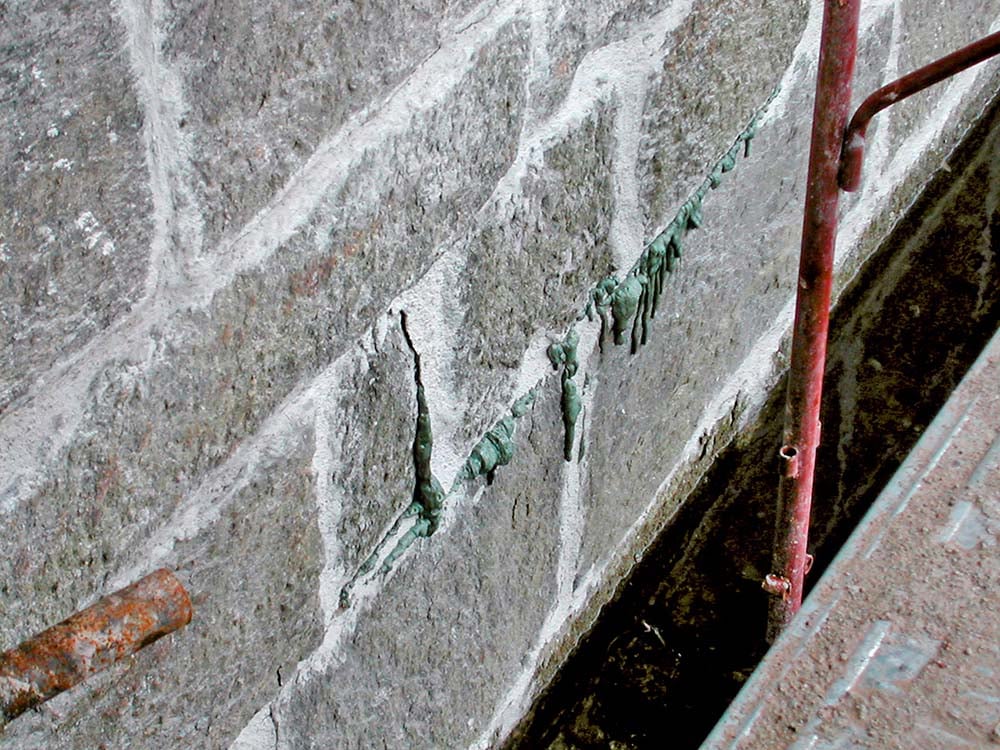 Resina inyectada en el muro