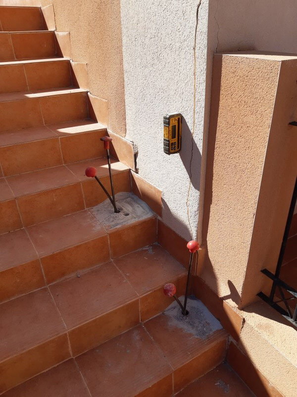 Inyecciones en la escalera