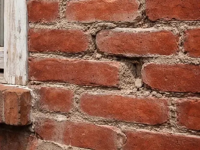 Mortero que se desprende
