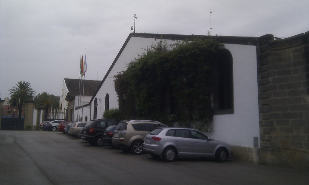 Exterior de la bodega