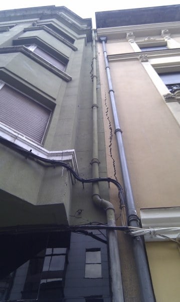 Grietas en la fachada