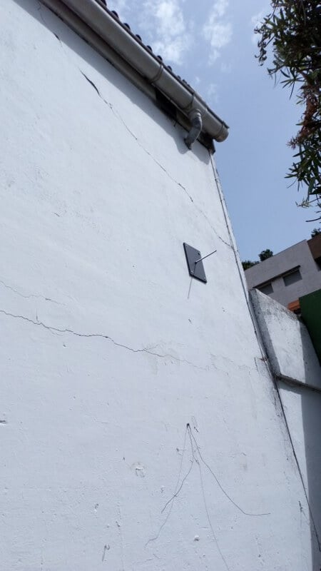 Grietas en la fachada