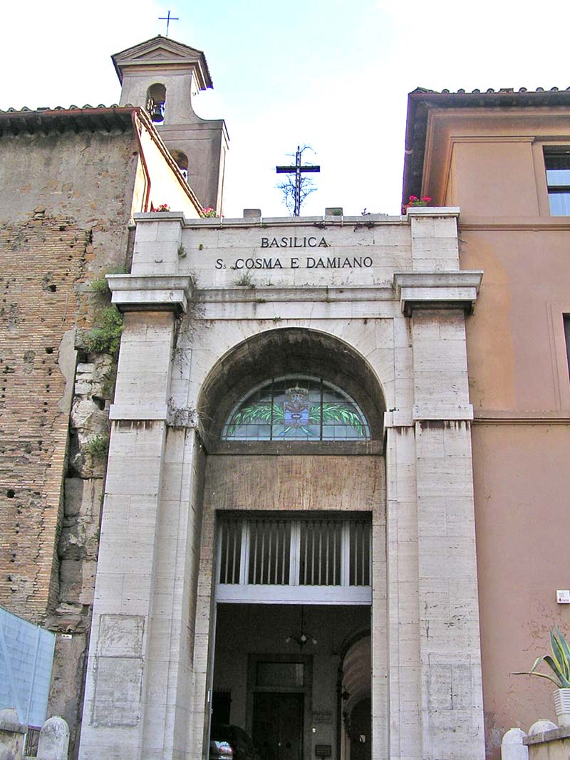 Fachada de la basílica