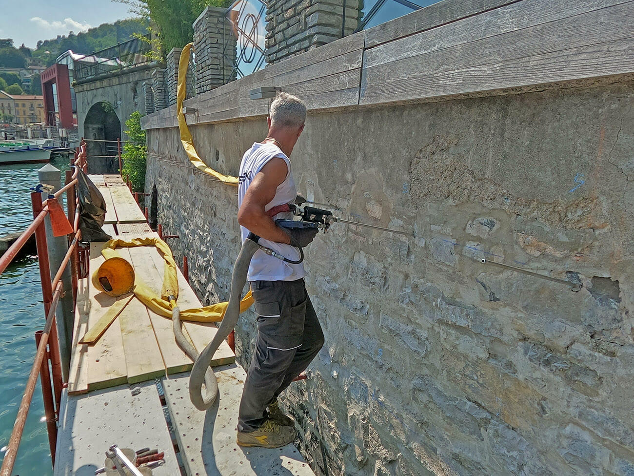 Perforación del muro