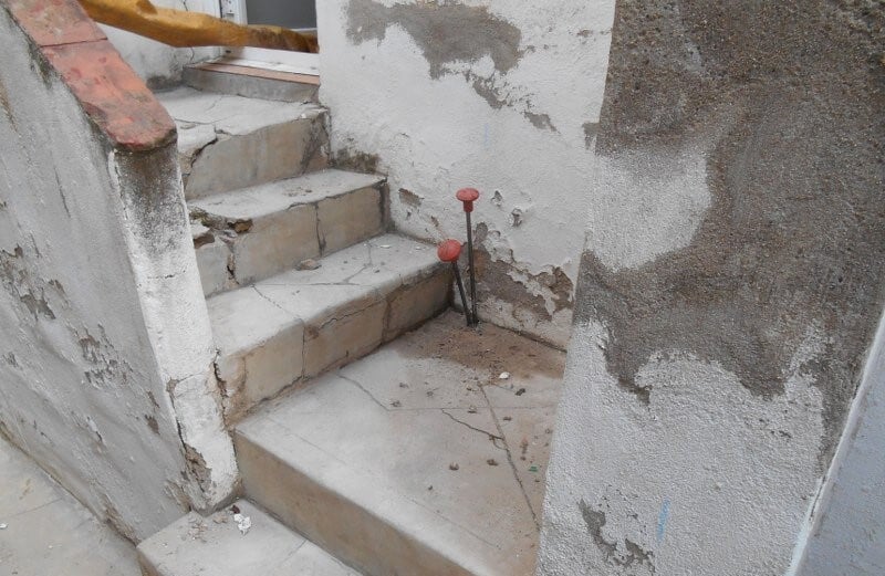 Inyecciones de resina en la escalera