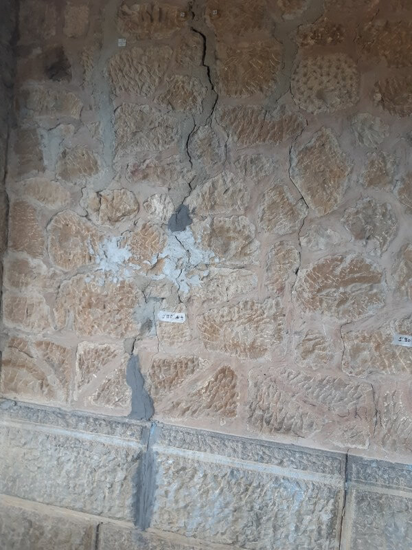 Grietas en las paredes
