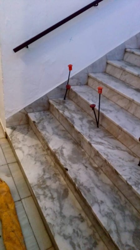 Inyecciones de resina en la escalera
