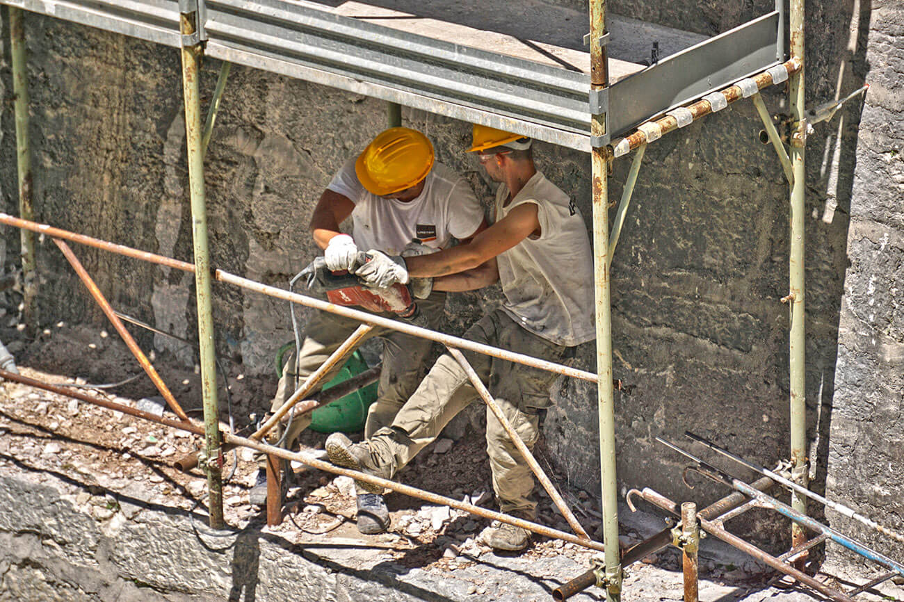 Estabilización de un muro de contención